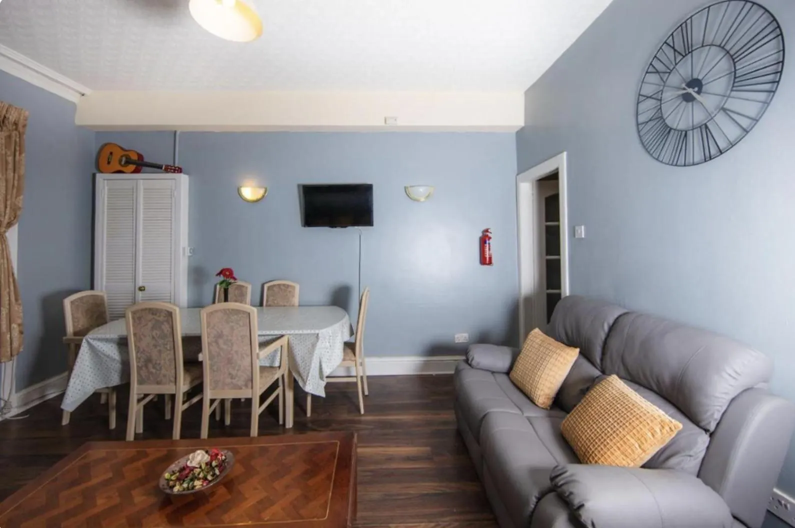 Super Central Apartment At The Meadows!1 Edinburgh 0*,